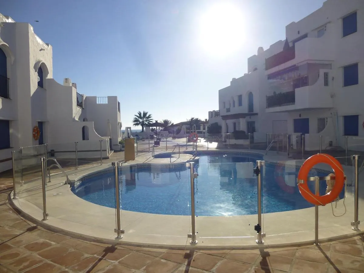 Mikonos Playa: Beachfront Retreat with Marina Access Apartment Castillo de Sabinillas Spain