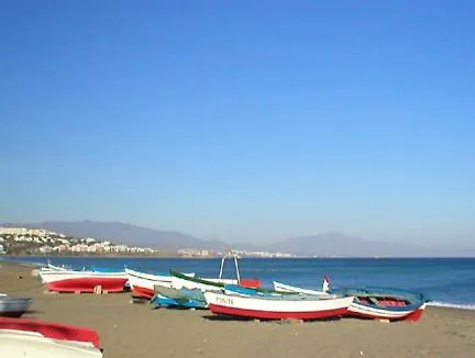 Mikonos Playa: Beachfront Retreat with Marina Access Apartment Castillo de Sabinillas